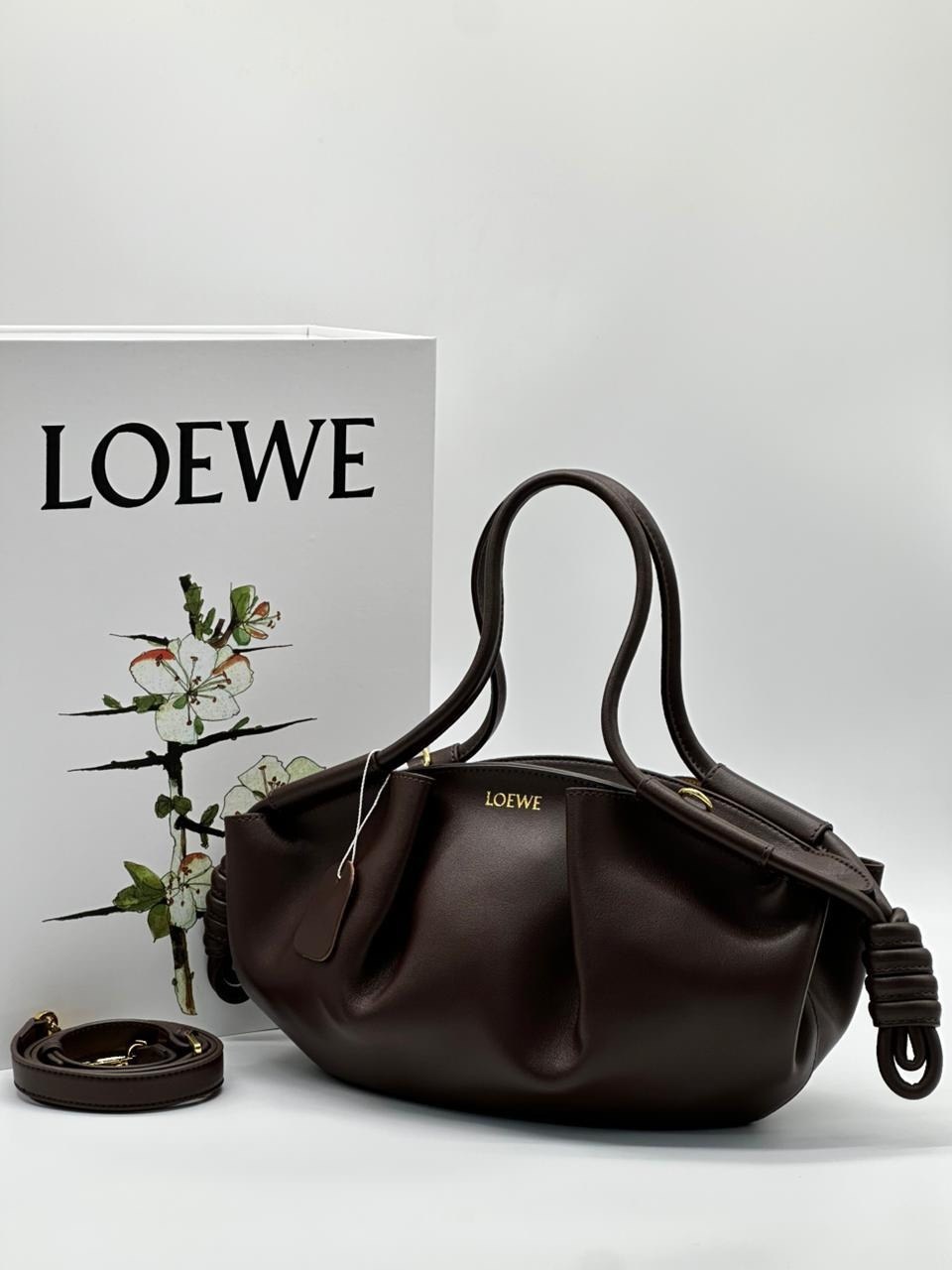 сумка loewe,loewe flamenco сумка,женская сумка loewe,loewe сумка на плечо,сумка
