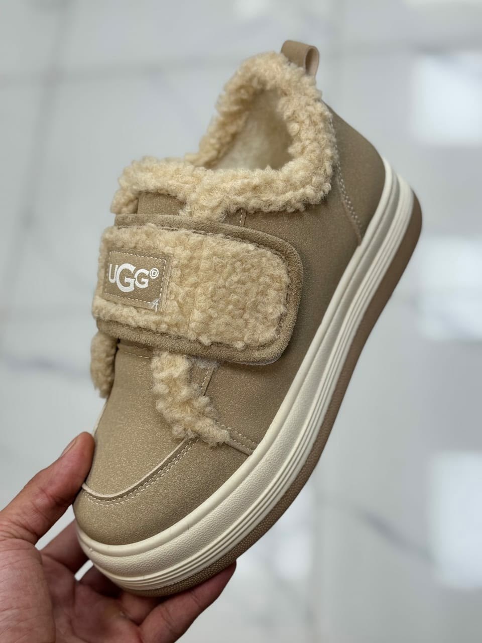 ,кроссовки зимние женские,зимние кроссовки,кроссовки женскиe,кеды ugg женские