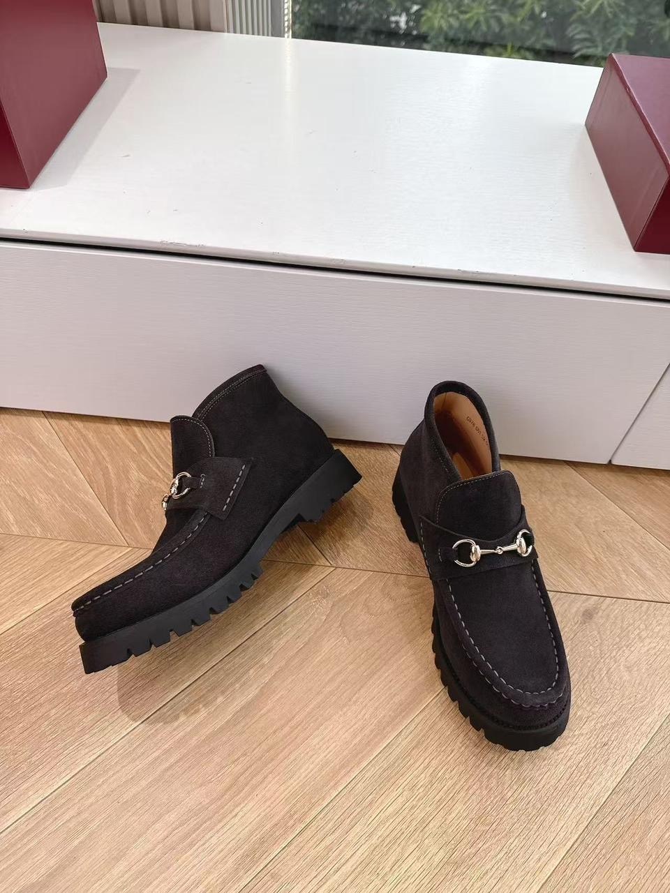 ботинки gucci,,лоферы gucci,замшевые ботинки,брендовая