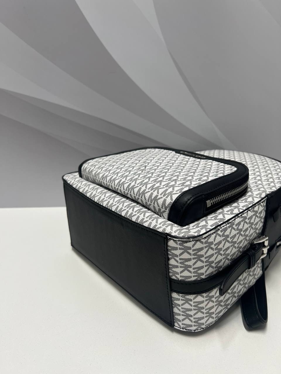 женский рюкзак michael kors,рюкзак michael kors,рюкзак,брендовые рюкзаки,рюкзак michael kors rhea