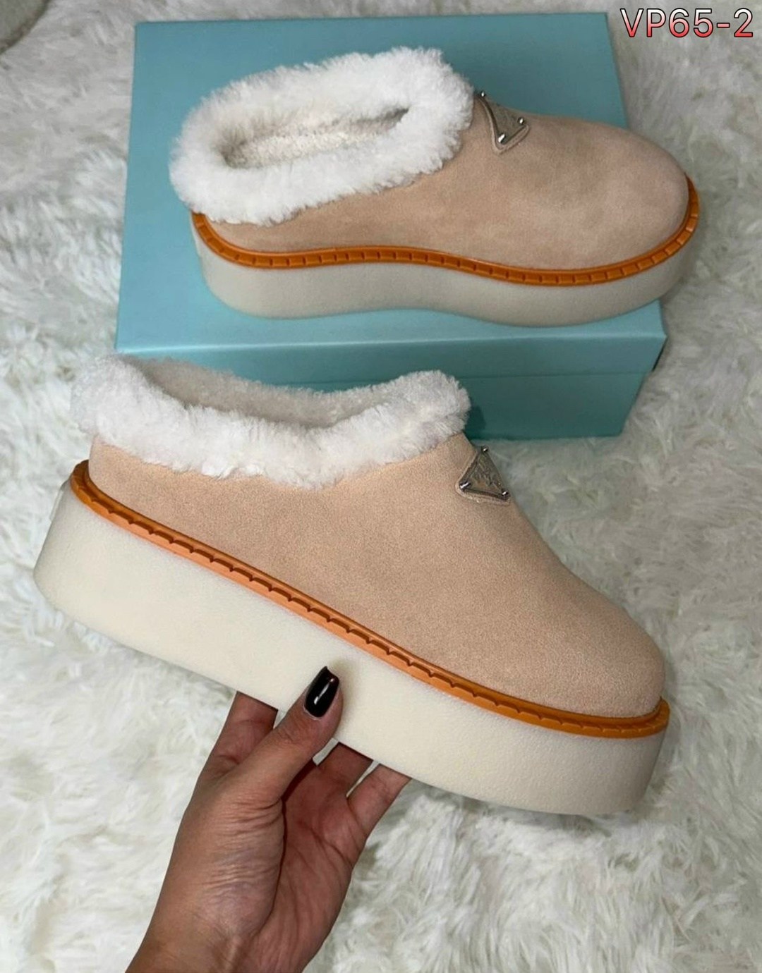 ,угги женские,женская ,тапки меховые,белые тапочки