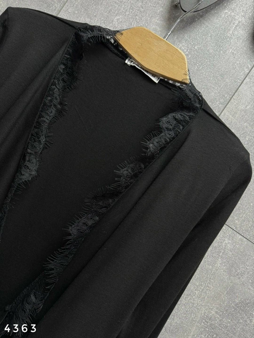 кофта с вырезом,кофта женский,трикотажный костюм,блузка женская