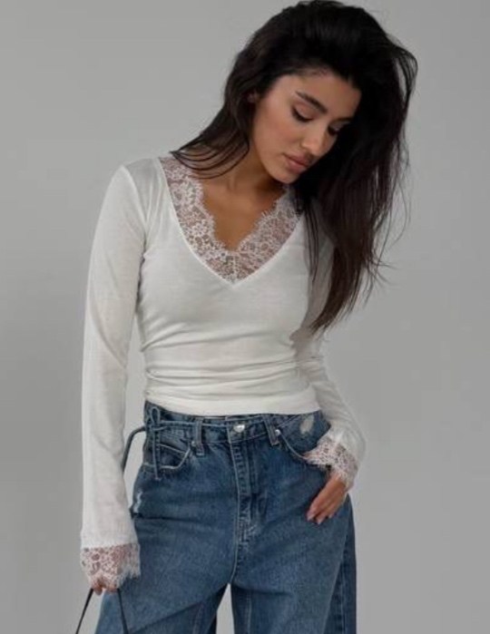 кофта с кружевами,блузка кружевная,блузка с кружевами,женская кофта,женская блузка