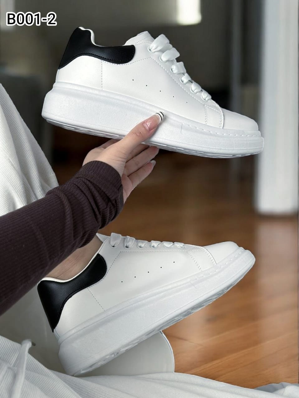 кроссовки александр маккуин женские,,кроссовки женскиe,белые кроссовки,модные кроссовки