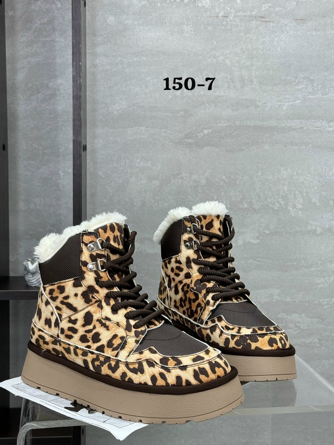 ,зимняя женская ,зимние женские кроссовки,ботинка женские зимние,женская