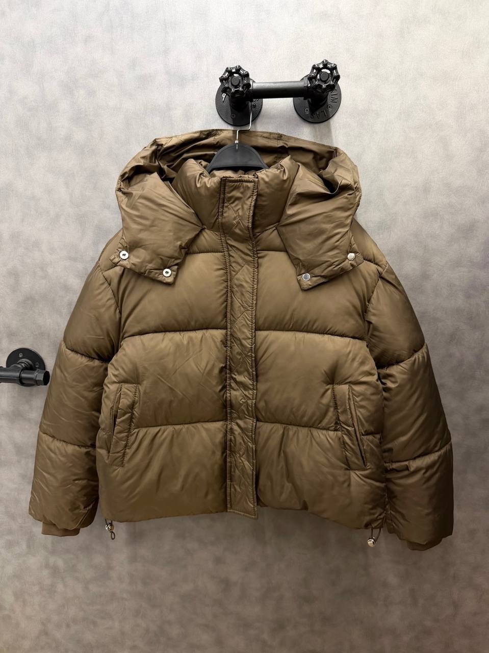 куртка пуховик оверсайз,куртка пуховик,зимняя куртка пуховик,женская короткая куртка с капюшоном,куртка пуховик женская