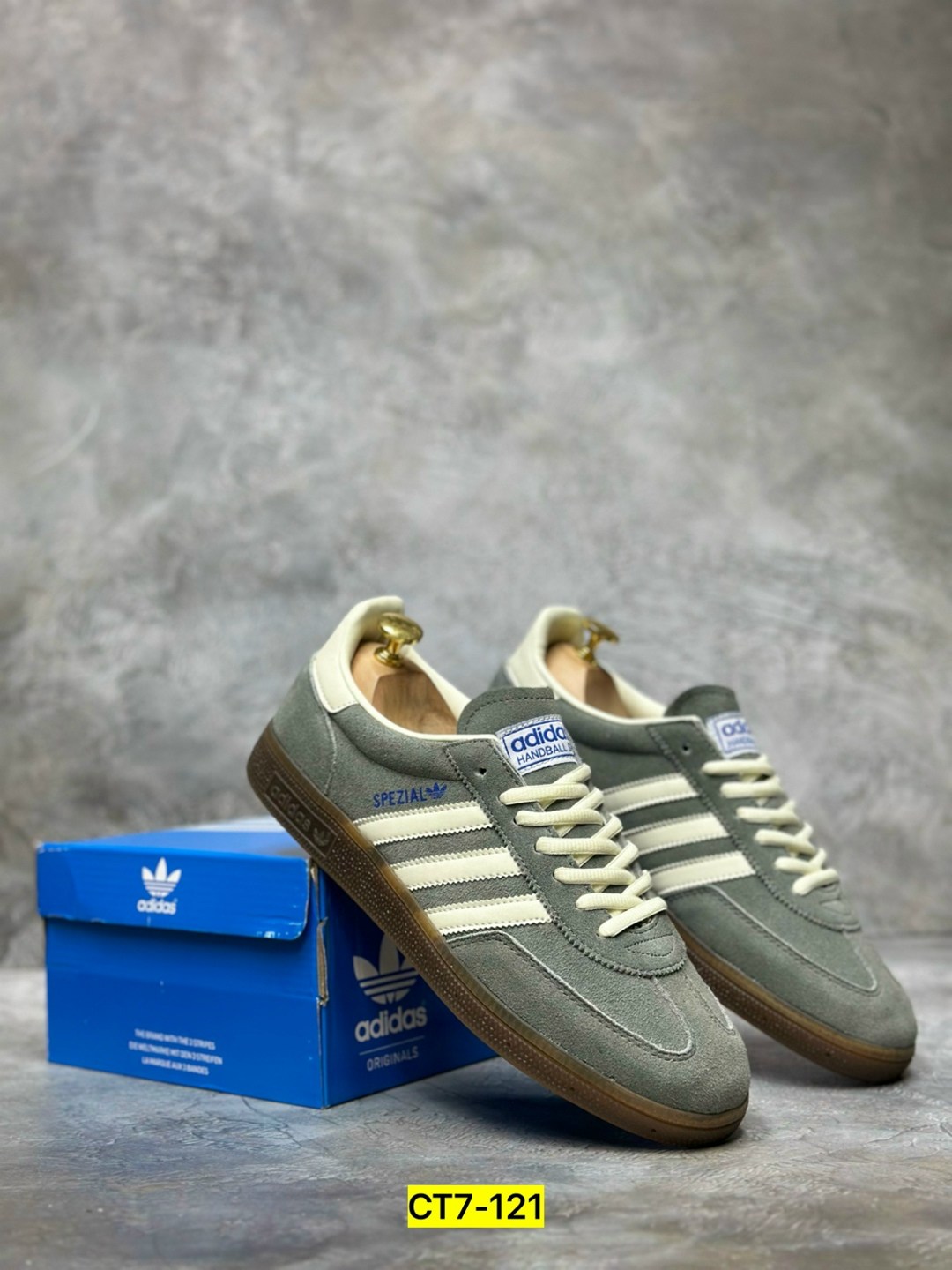 кроссовки adidas spezial,кроссовки adidas handball spezial,,кроссовки adidas,adidas handball spezial
