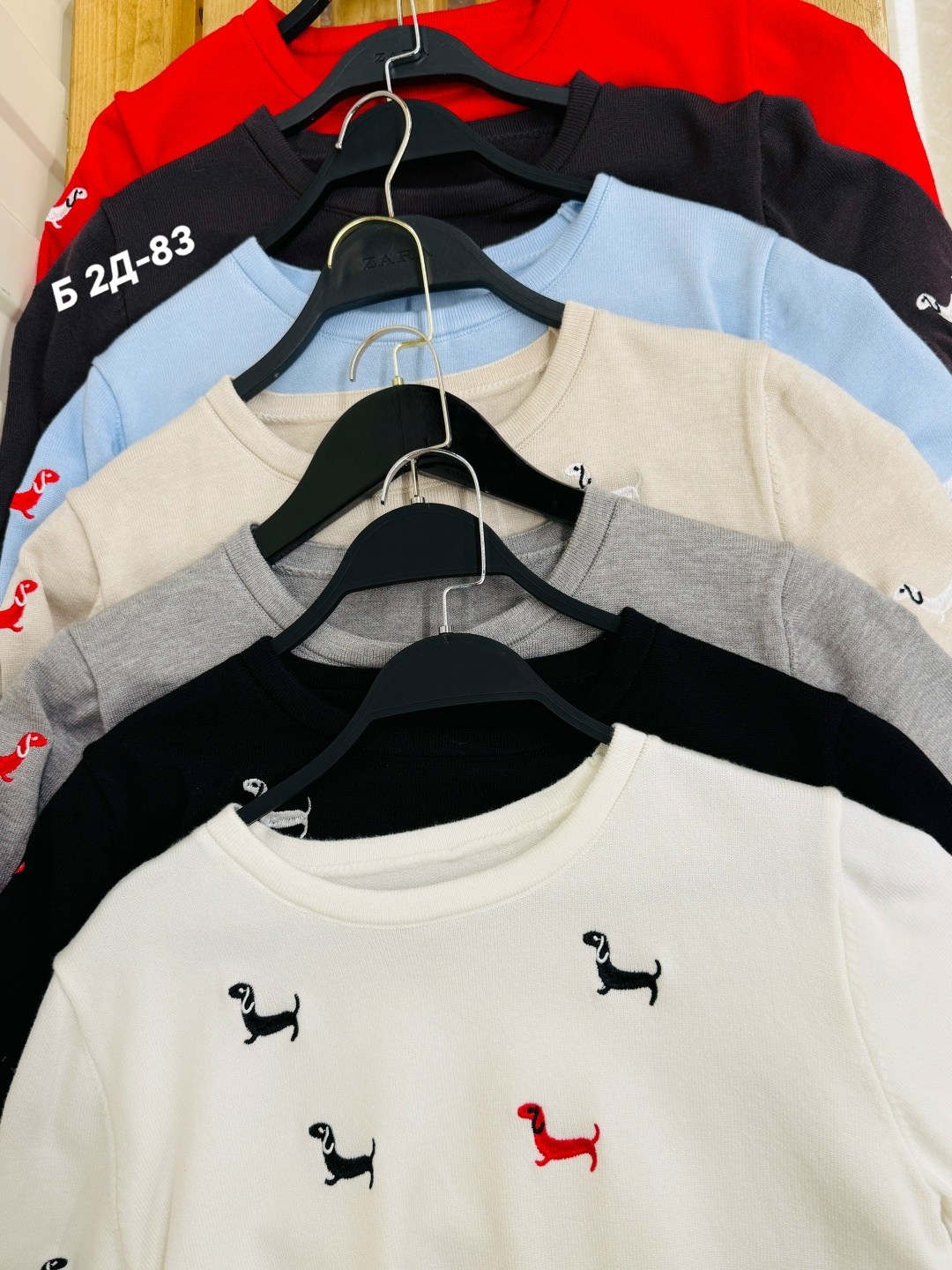 футболки женская,свитер с вышивкой,свитера женские,футболки для женщин,трикотажная футболка