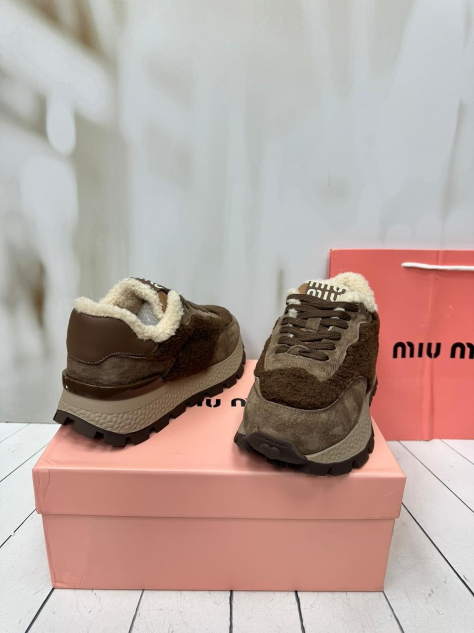 кроссовки женскиe,,кроссовки женские зимние с мехом,зимние кроссовки женские,кроссовки на меху