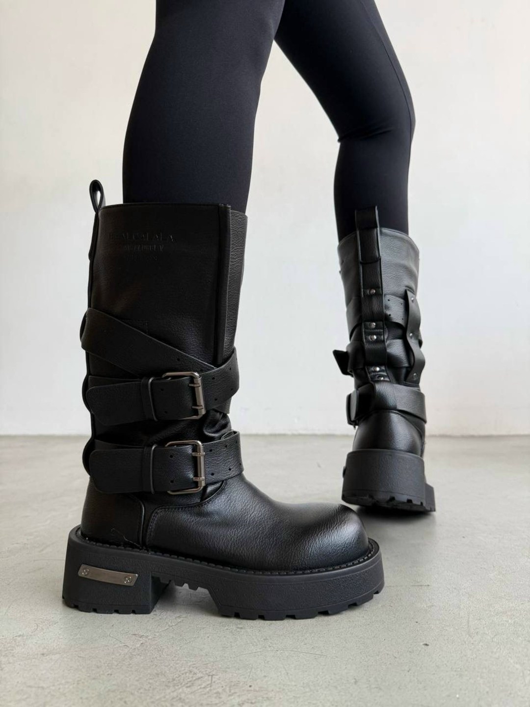 , женская,ботинки женские,ботинки модные,короткие сапоги