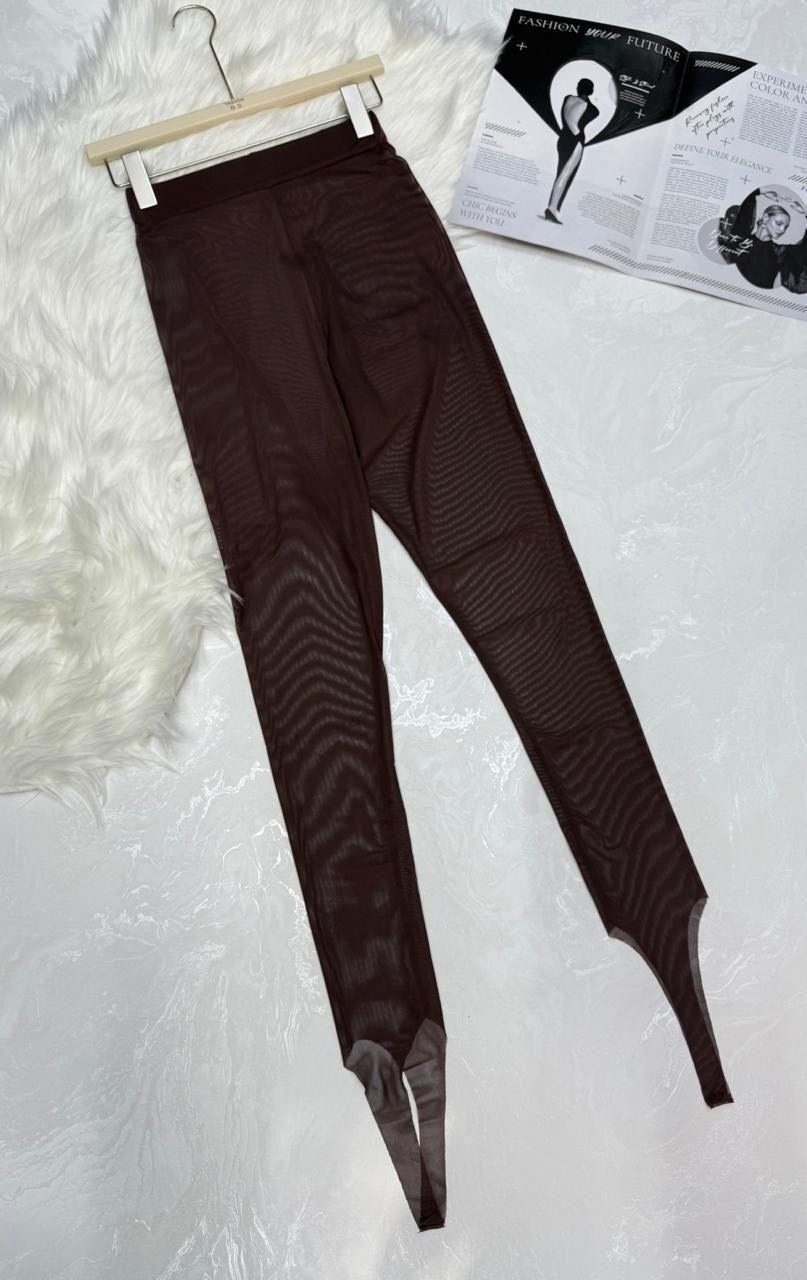 элегантные костюмы,женская мода,стильные наряды,колготках