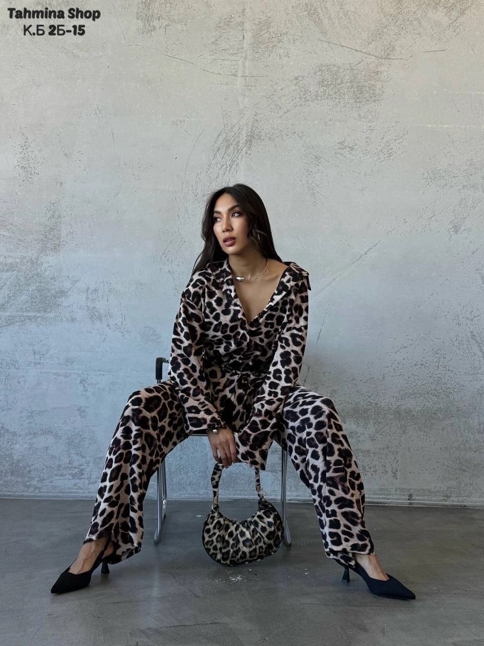 леопардовые костюмы,костюмы брючный,костюм брючный в пижамном стиле,костюм с брюками,костюм в пижамном стиле оверсайз