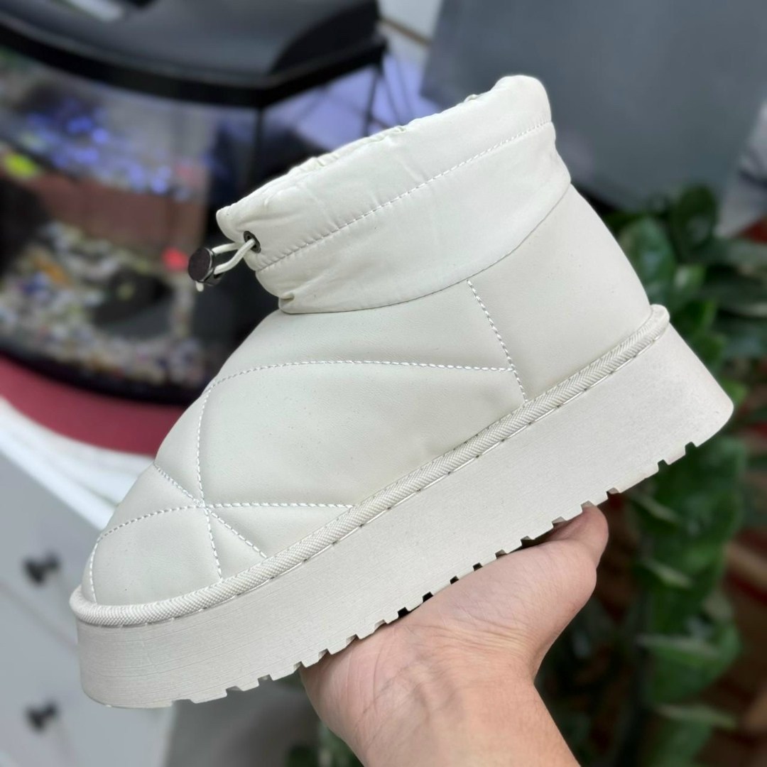 женские дутики,дутики,дутики зимние женские,,дутики женские белые