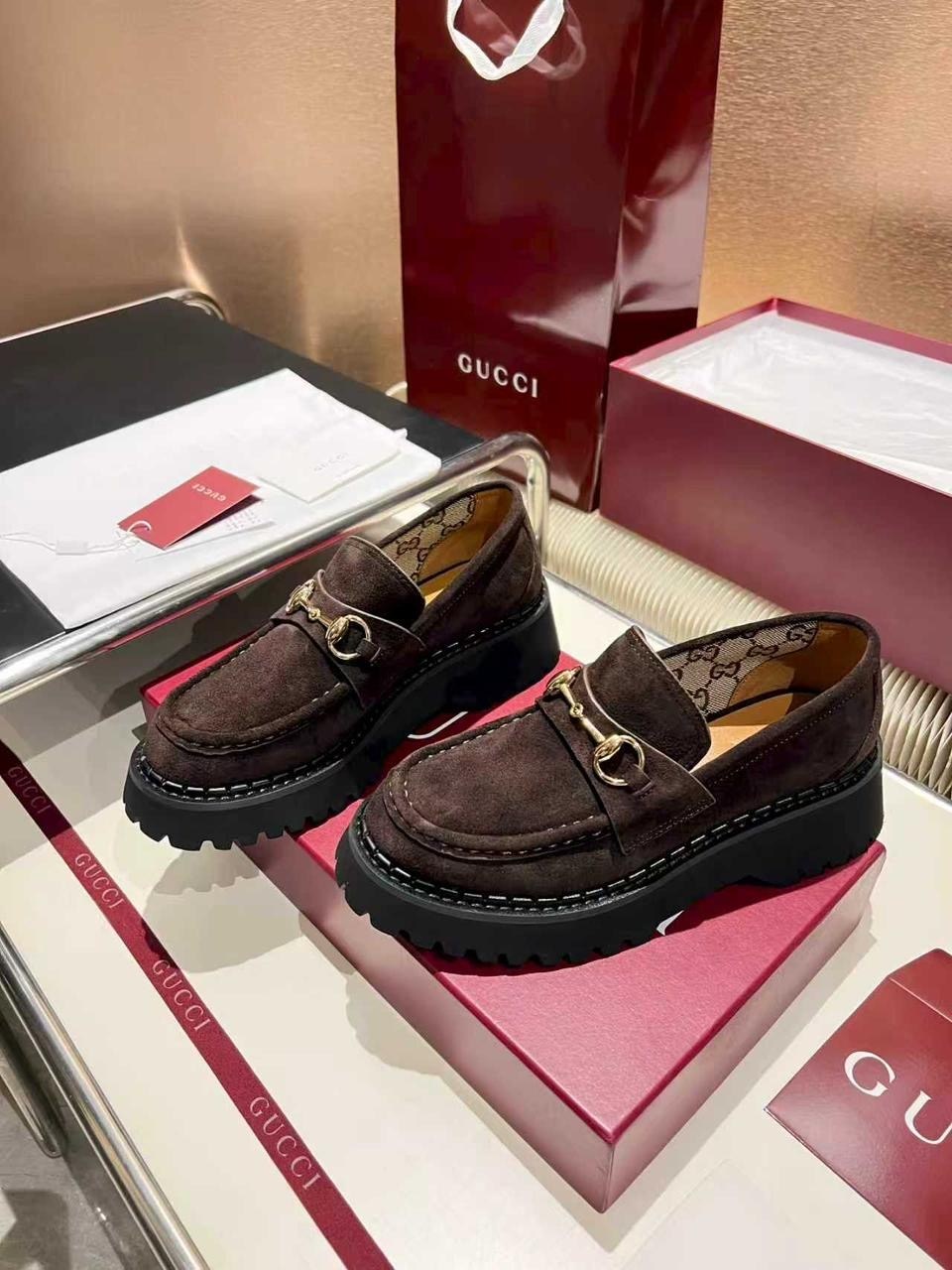 ,лоферы женские gucci,лоферы гуччи,лоферы gucci,лоферы гуччи дерби