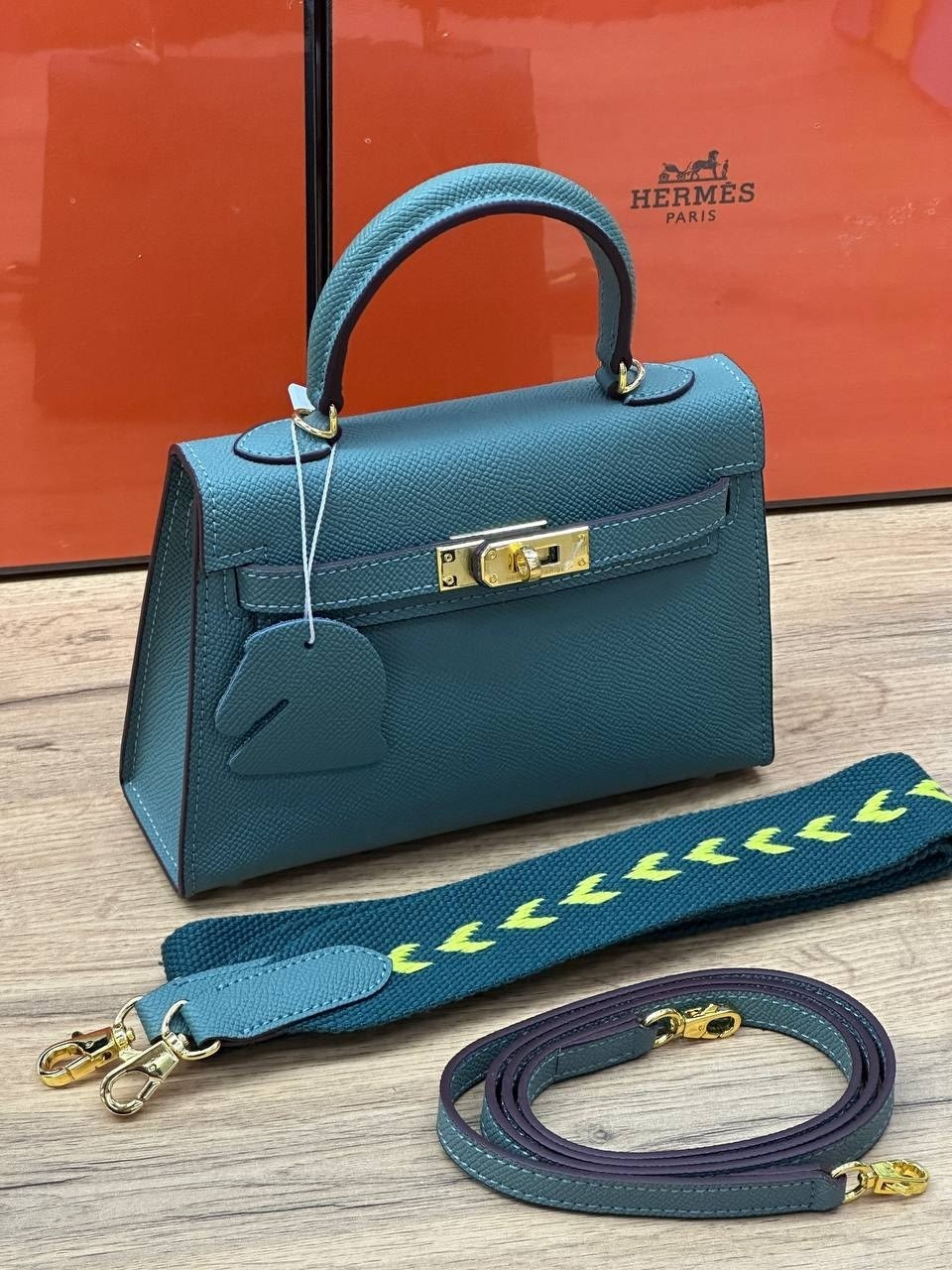 hermes сумка,женская сумка hermes,гермес сумка,сумка hermes kelly mini,hermes сумка на плечо