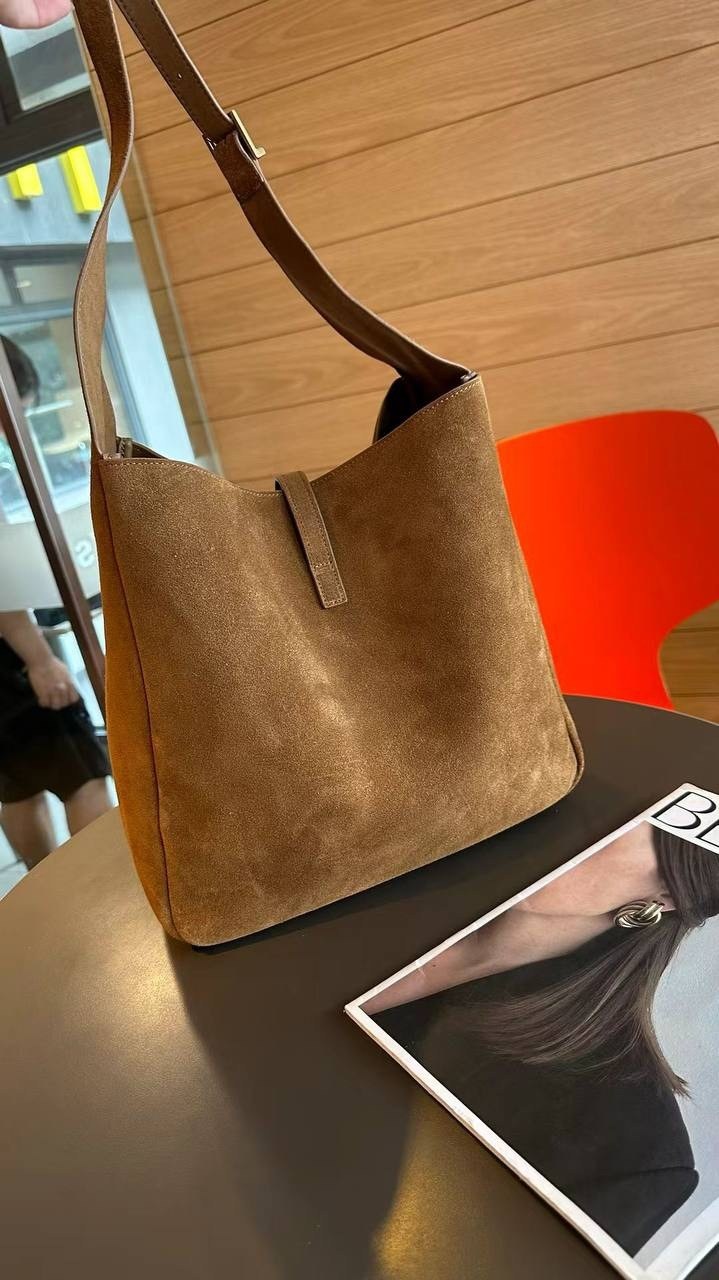 замшевая сумка,женская замшевая сумка,yves saint laurent сумка,сумка женская yves saint laurent,сумка женская натуральная замша