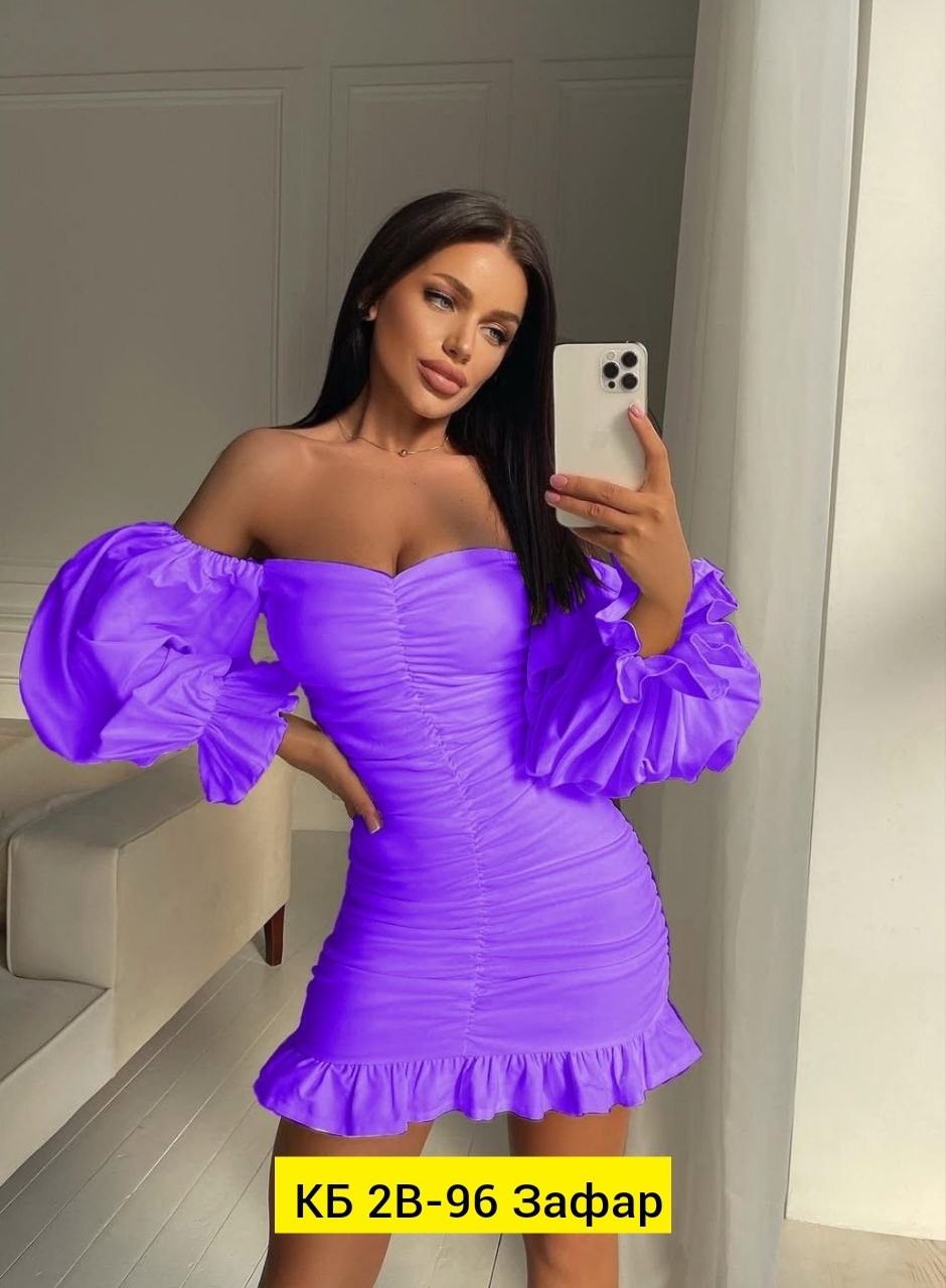 облегающее платье,облегающее платье с открытыми плечами,платье с открытыми плечам,платья мини,платье