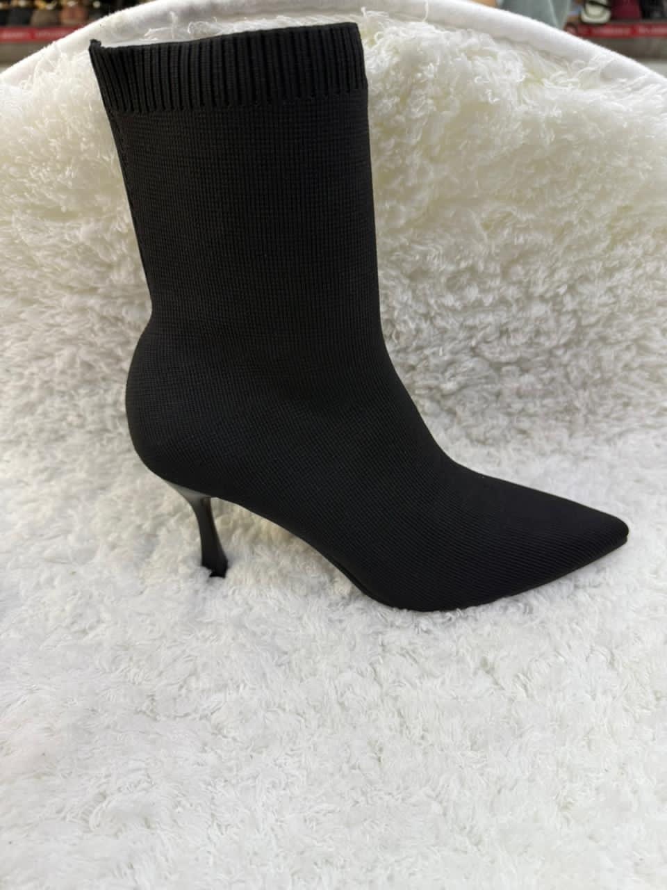 ботильоны женские,стильные ботильоны,,женские ботильоны с острым носком,ботильоны на каблуке
