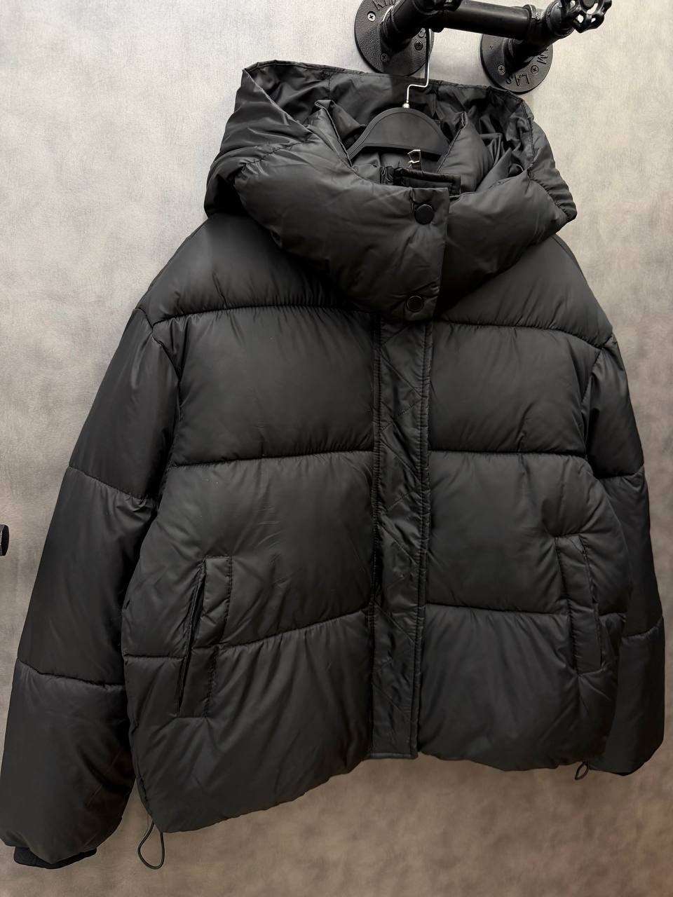 куртка пуховик оверсайз,куртка пуховик,зимняя куртка пуховик,женская короткая куртка с капюшоном,куртка пуховик женская