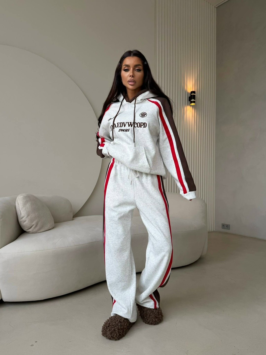 стильные костюмы,костюм спортивный с,костюмы женские спортивные,стильные женские костюмы,спорт костюм