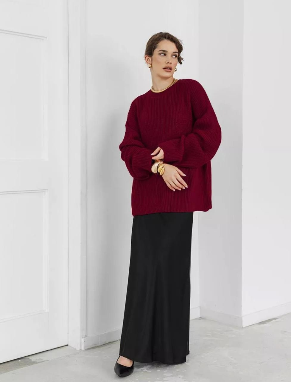 вязаный свитер оверсайз,свитер оверсайз вязаный удлиненный,свитер оверсайз длинный вязаный,бордовый свитер,свитер оверсайз удлиненный