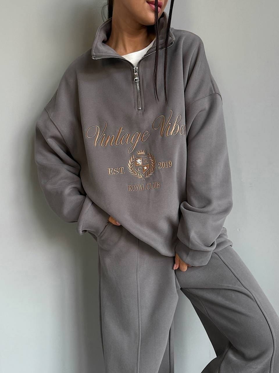 спортивные костюмы оверсайз,спортивный костюм оверсайз женский,в спортивном костюме,свитшот женская