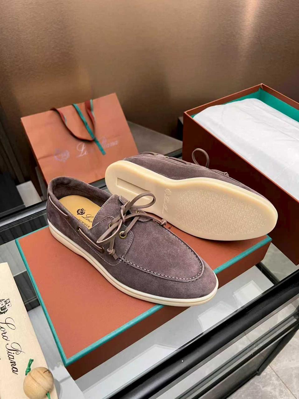 ,замшевые лоферы loro piana,loro piana лоферы,лоферы мужские loro piana,мокасины лоферы