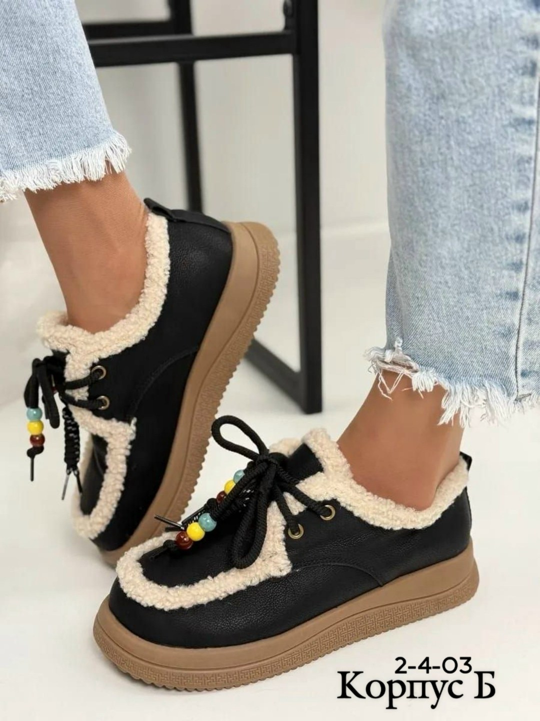 ,женская ,кроссовки женскиe,женские угги, зимняя