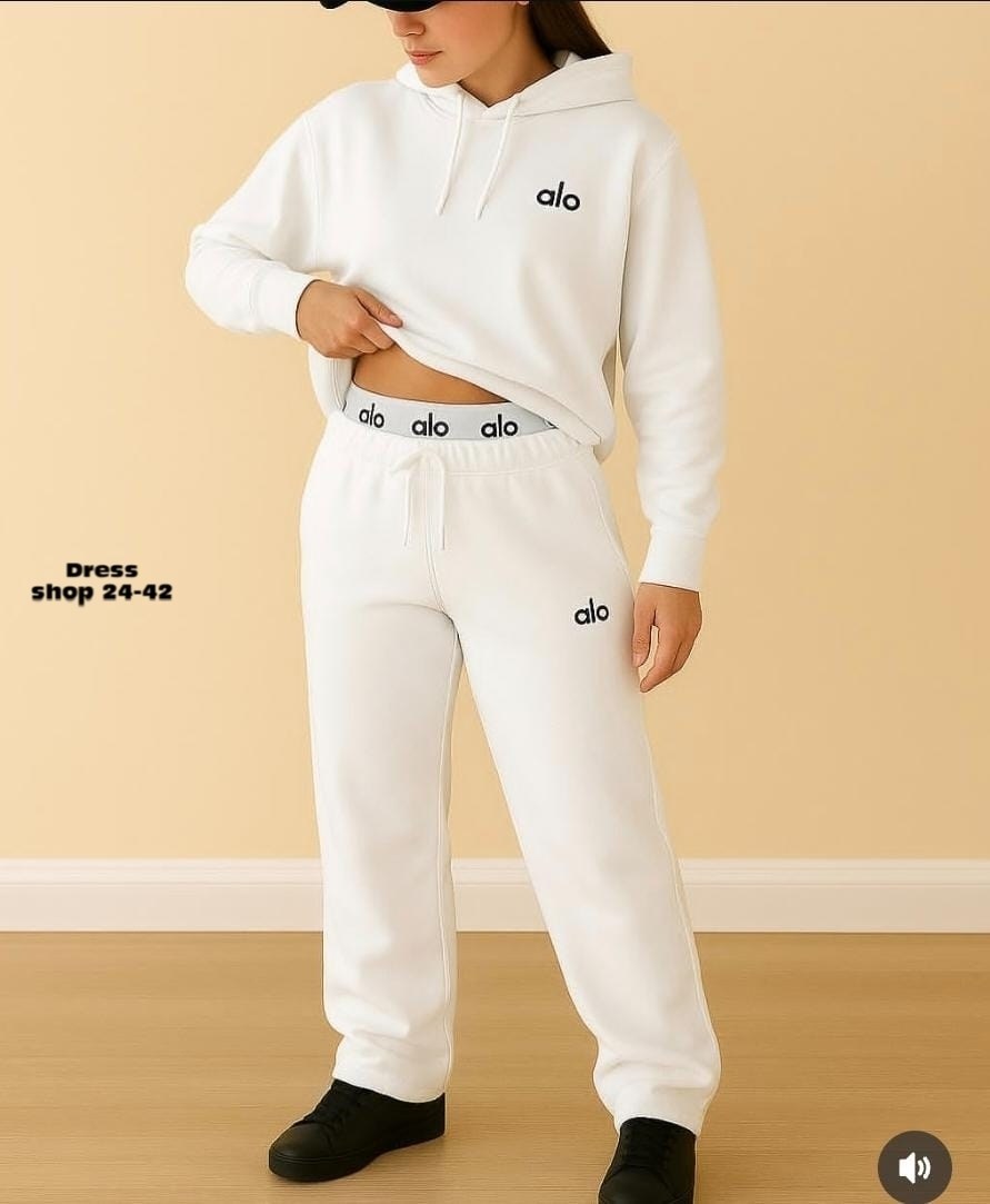 костюмы спортивные женский,спортивные костюм,спортивные костюмы на флисе,спортивные брюки,трикотажные костюмы