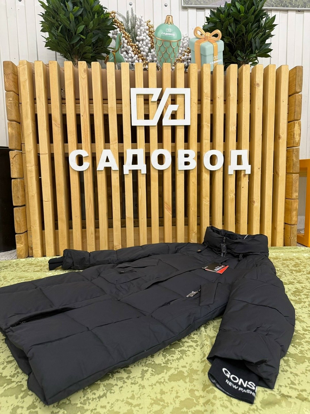 стильные пуховики,пуховик женский зимний длинный с капюшон,пуховик длинный с капюшоном зимний,пуховик женский,куртка женская зимняя удлиненная