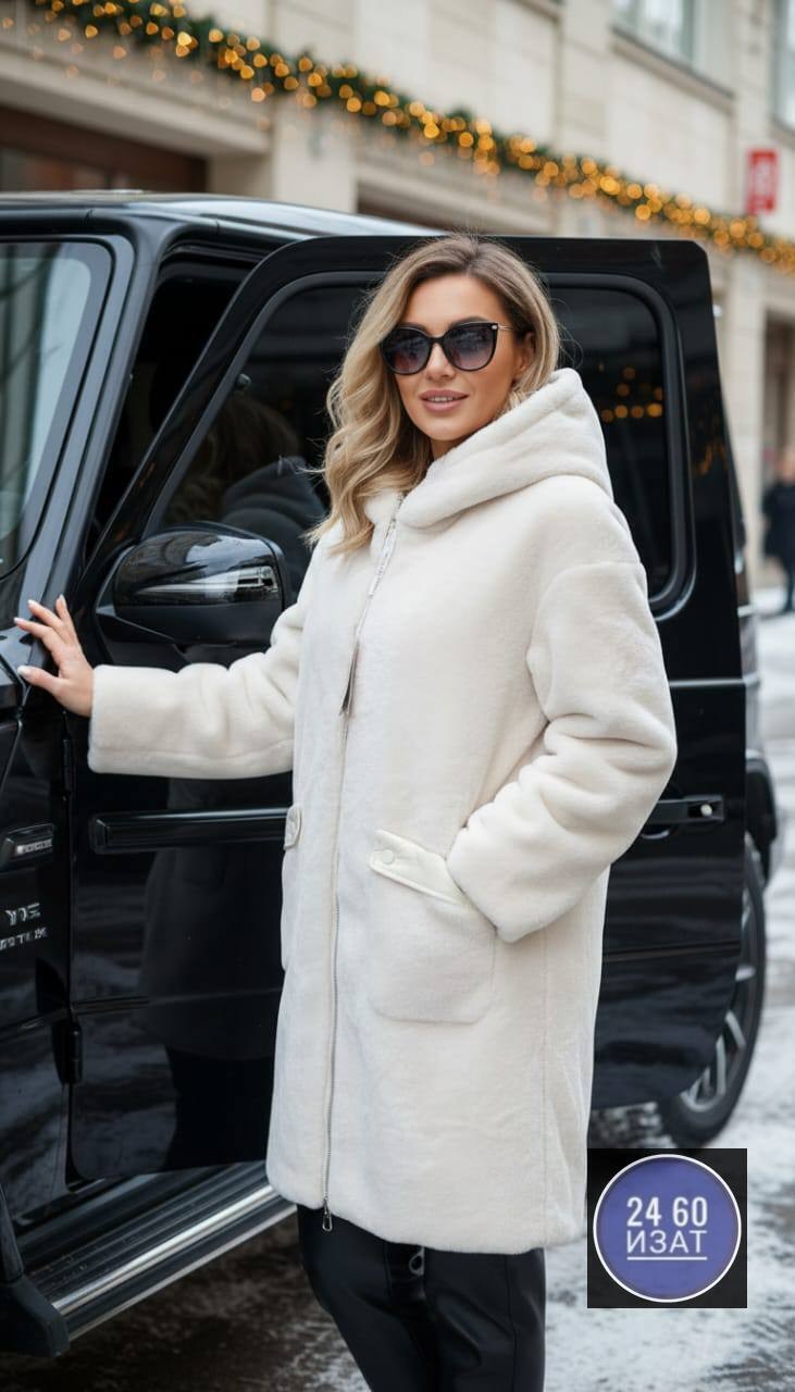 белая длинная шуба,шуба искусственная,белая шуба,женская шуба,шубка