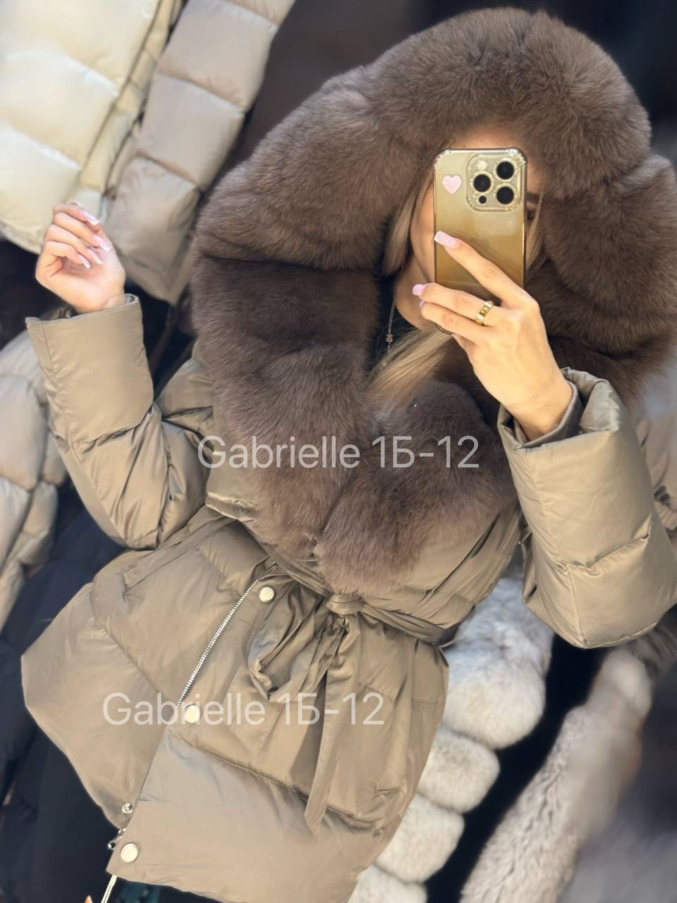 пуховики с натуральным мехом,стильные пуховики,пуховик с мехом,зимние куртки,куртка пуховик с натуральным мехом