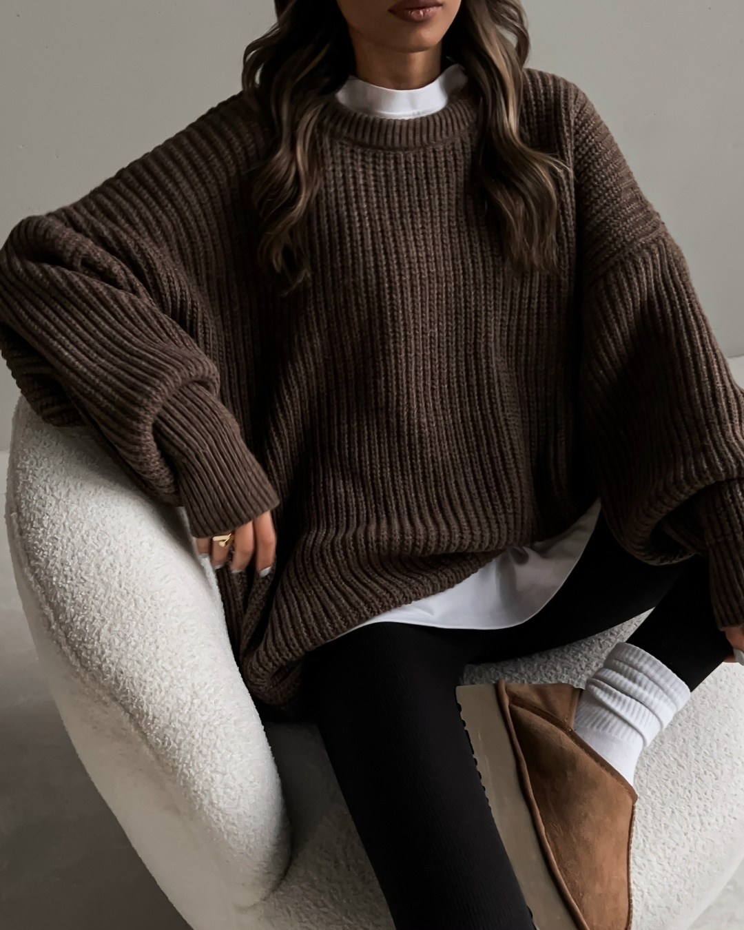 джемпер оверсайз,вязаный свитер оверсайз,модные свитера,женский свитер,вязаные джемпера