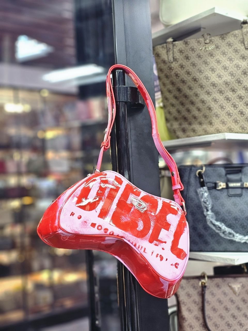 сумка diesel play shoulder,сумки,сумка модная,дизайн сумка,сумка женская