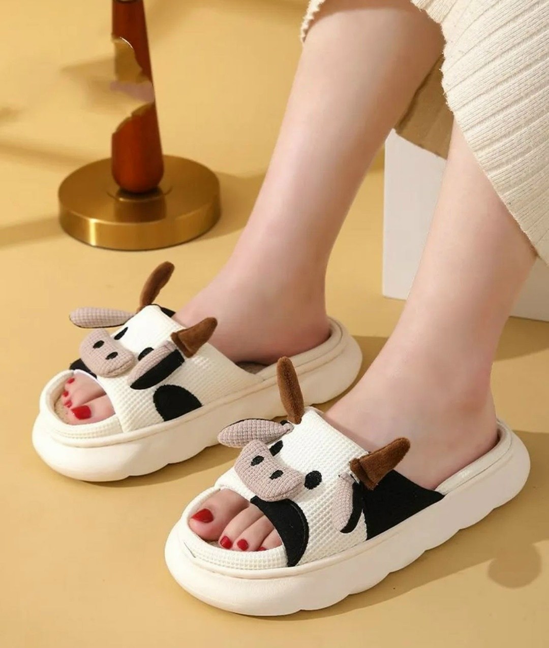 домашние тапочки,милые тапочки,плюшевые тапочки,тапочки корова,тапочки для дома