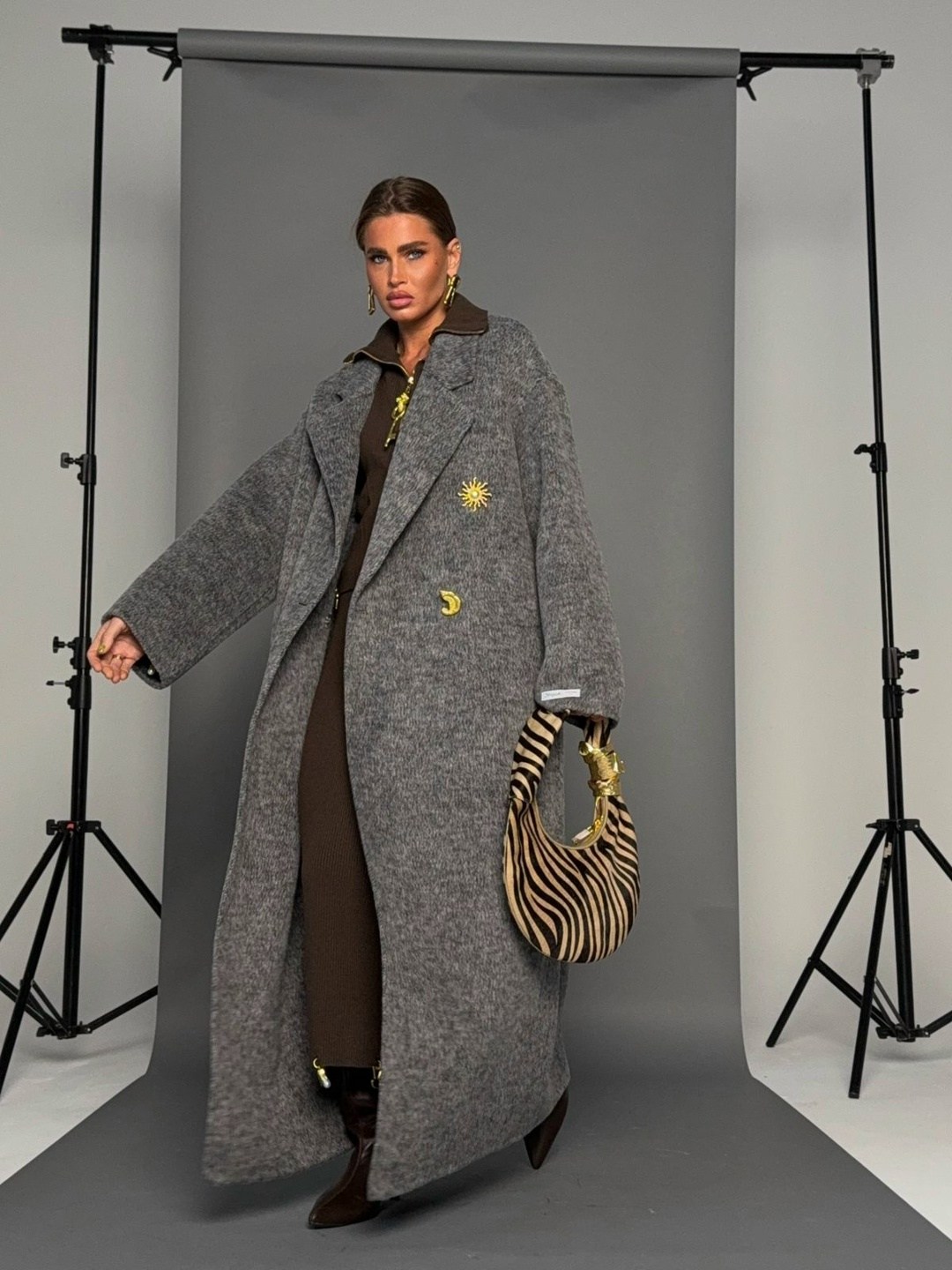 пальто модное,стильное пальто,серое пальто,длинное пальто,пальто