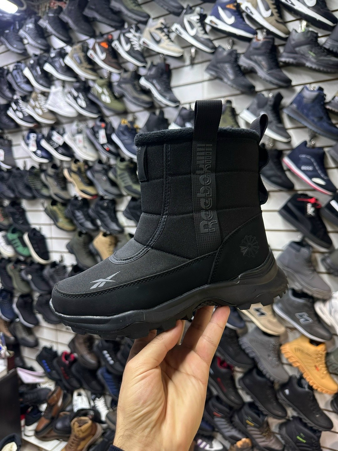 дутики adidas,adidas зимние дутики низкие,зимние сапоги adidas,сапоги adidas зимние (а548),дутики женские