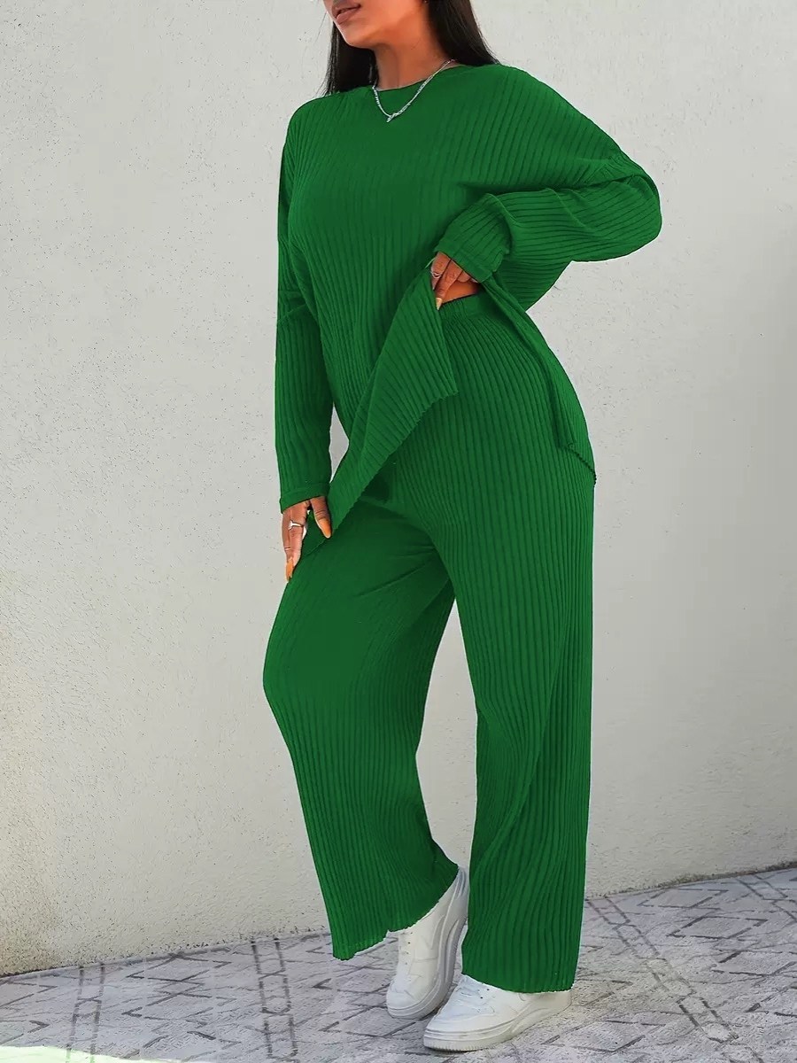 трикотажные костюмы,трикотажный брючный костюм лапша,костюм лапша с брюками,костюм лапша женский,костюм лапша женский зеленый