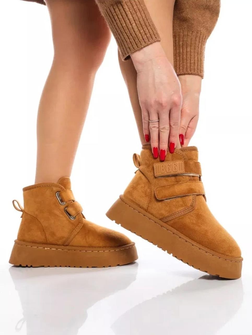 женские угги,,зимняя  женская,модные угги,угги женские зимние