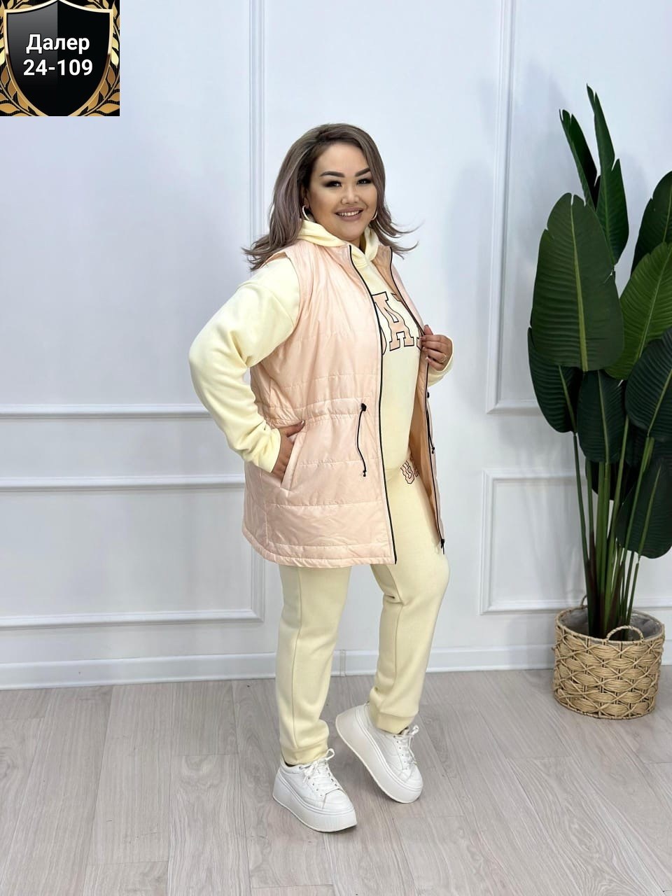 костюм женский тройка,спортивные костюмы женские,утепленный костюм,женские костюмы,костюмы спортивные