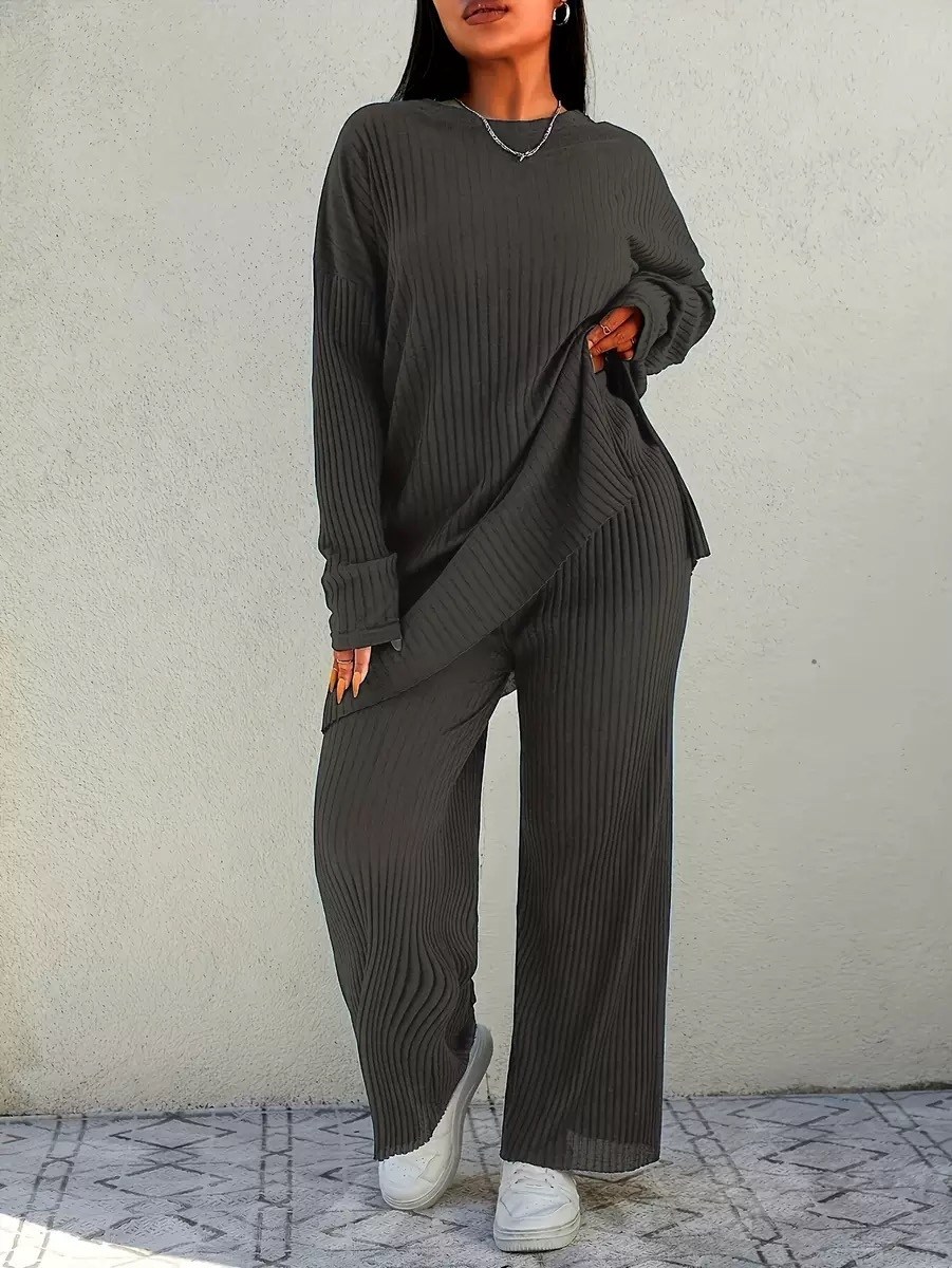 трикотажные костюмы,трикотажный брючный костюм лапша,костюм лапша с брюками,костюм лапша женский,костюм лапша женский зеленый