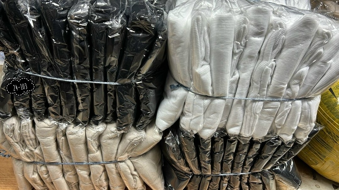 кофта женская,модные свитера,свитера женские,водолазка с пышными рукавами,женская водолазка