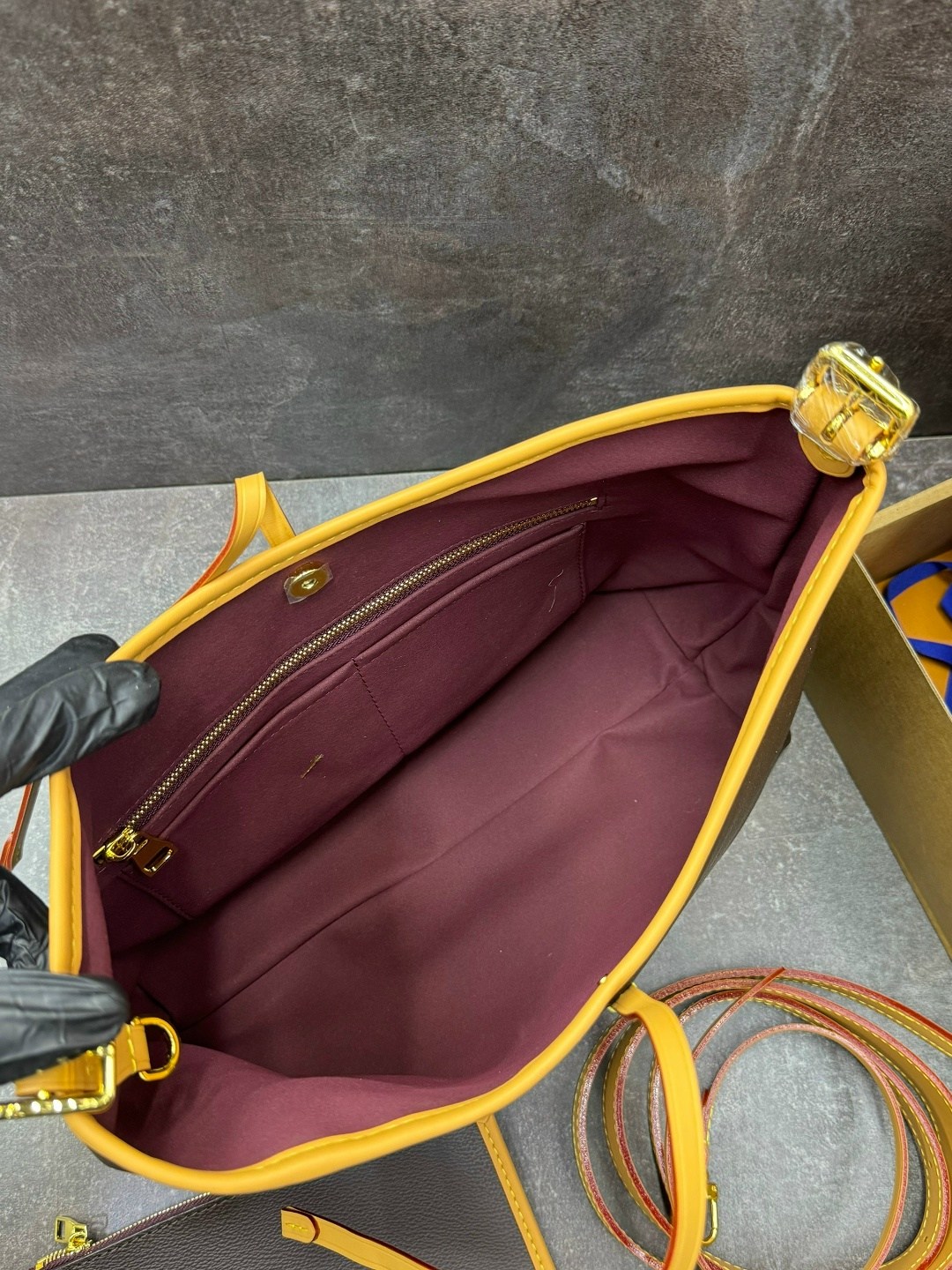 louis vuitton сумка на плечо,сумка женская louis vuitton,cумка louis vuitton,сумка,сумка на плечо louis vuitton lv