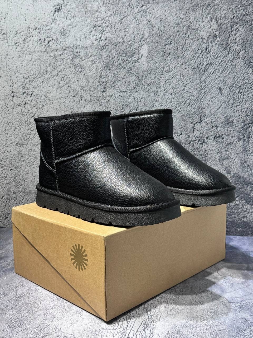 ugg mens classic mini leather black,мужские угги,graceland угги черные,зимний  мужской,угги мужские черные