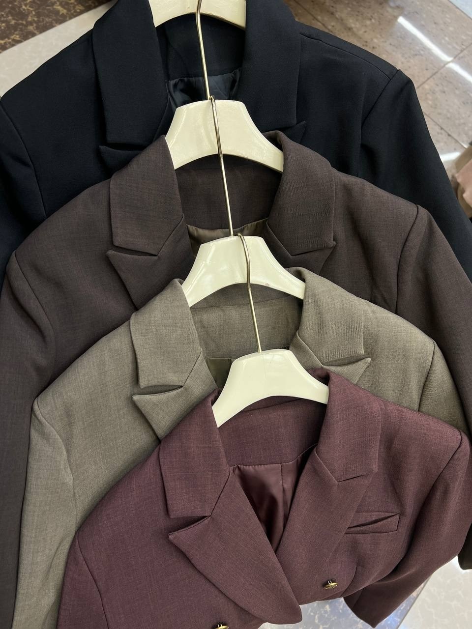 женский пиджак,пиджак,пиджак бордовый,пиджак бежевый,модное пальто