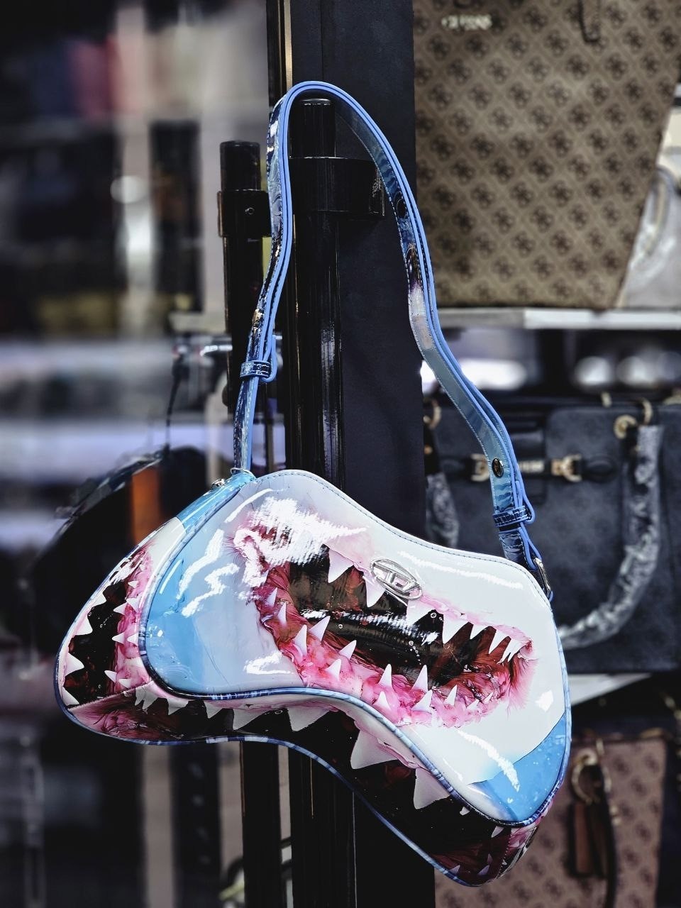 сумка diesel play shoulder,сумки,сумка модная,дизайн сумка,сумка женская