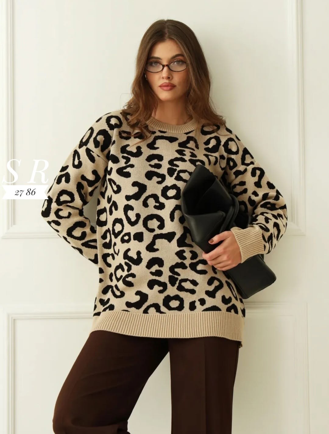 свитера женские,свитер леопардовый оверсайз трикотажный,свитер леопардовый оверсайз,свитер с леопардовым принтом,вязаные свитера