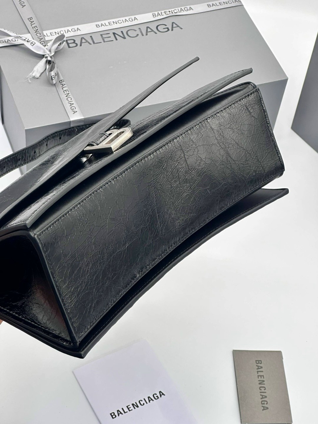 сумки balenciaga,сумка на плечо balenciaga,сумка,сумка женская balenciaga,сумка модная женская