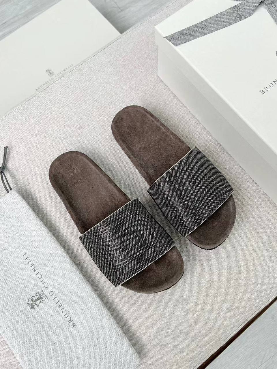 шлепанцы brunello cucinelli,,женские шлепанцы,замшевые шлепанцы brunello cucinelli,мюли brunello cucinelli