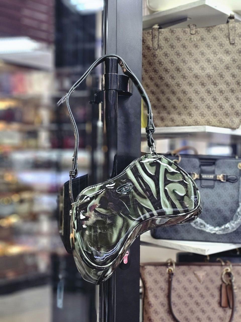 сумка diesel play shoulder,сумки,сумка модная,дизайн сумка,сумка женская